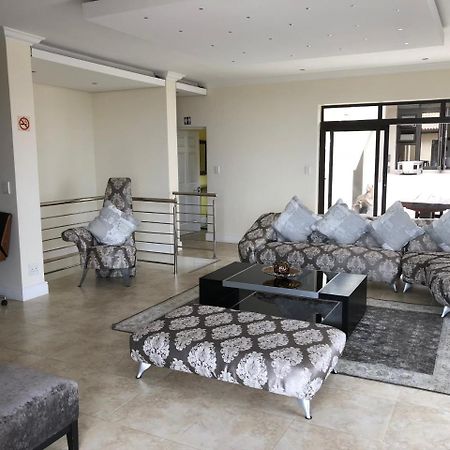 Coral Beach Bed&Breakfast East London Exterior foto